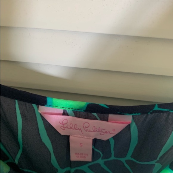 Lilly Pulitzer Deanna Romper - Picture 3 of 3